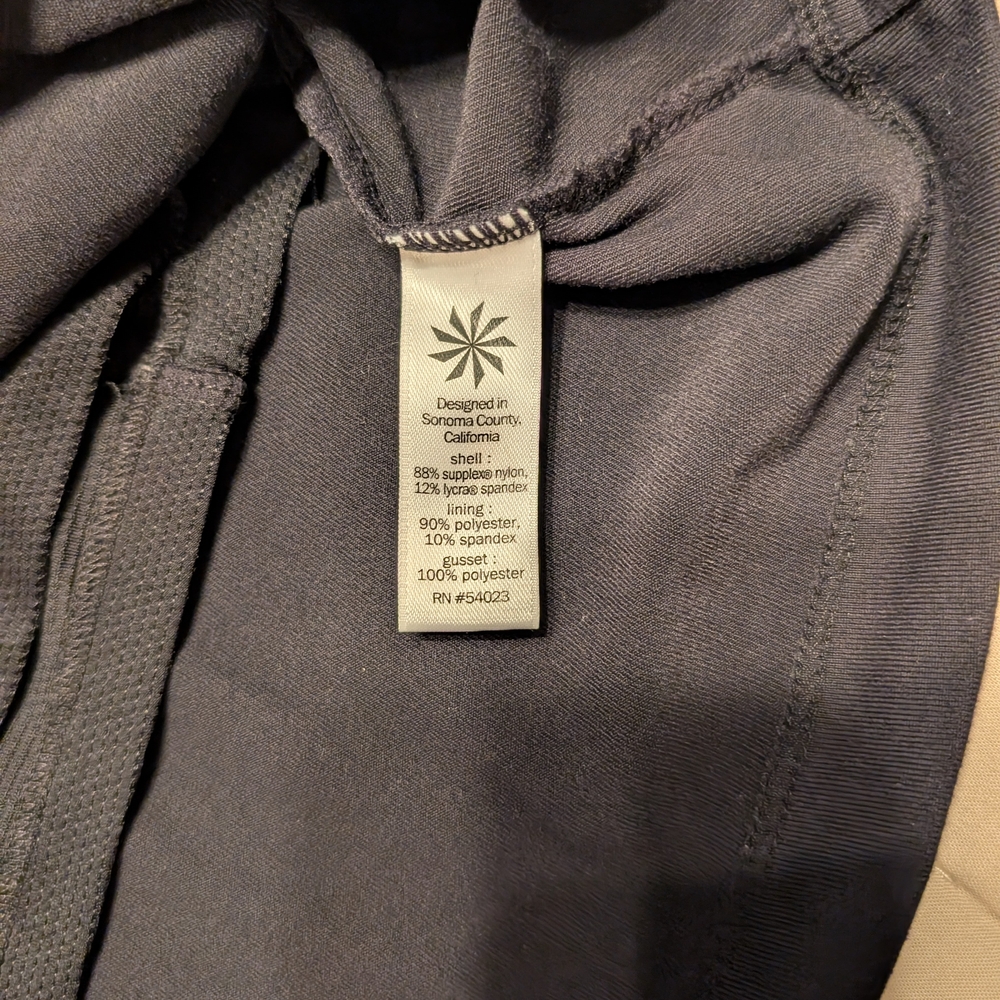 SALE -- Athleta Black Skirt, Women's Size Medium - Picture 4 of 8
